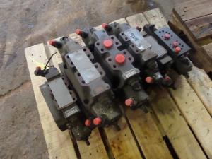 Liebherr Bloc de valves